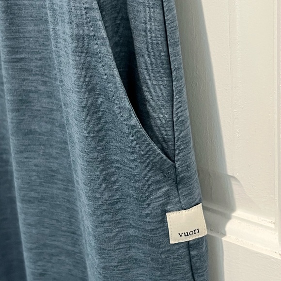 Vuori Falls Jumpsuit Medium Light Azure Heather Blue Tank Top Wide Leg Romper - Picture 3 of 7